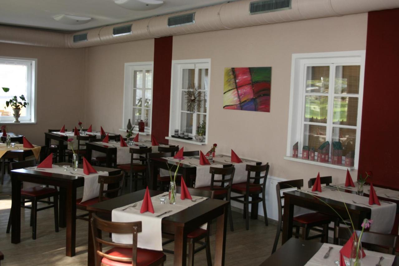 Gasthaus-Pension Schwarzer Graf Windischgarsten Buitenkant foto